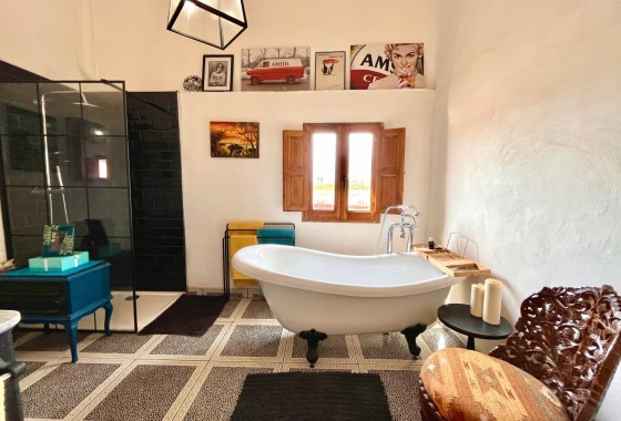 Sprzedaż - Finca nieruchomość wiejska -
Dolores