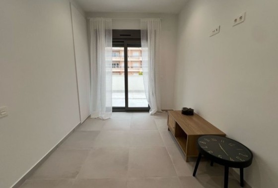 Herverkoop - Vrijstaande Villa -
Orihuela Costa