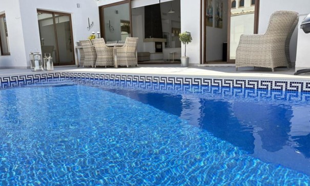 Videresalg - Fritliggende villa -
El Valle Golf Resort