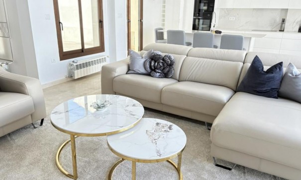 Videresalg - Fritliggende villa -
El Valle Golf Resort