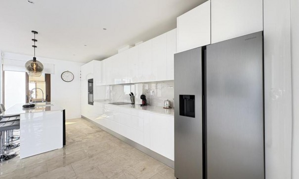 Videresalg - Fritliggende villa -
El Valle Golf Resort