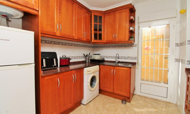 Herverkoop - Stadswoning -
Villamartín