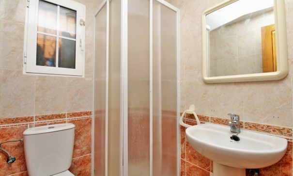 Herverkoop - Stadswoning -
Villamartín