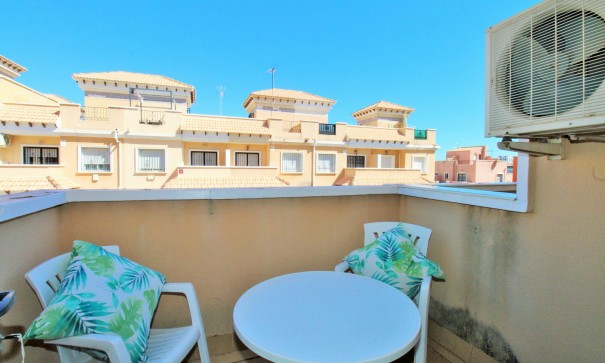 Herverkoop - Stadswoning -
Villamartín