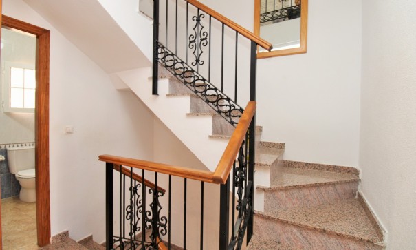 Herverkoop - Stadswoning -
Villamartín