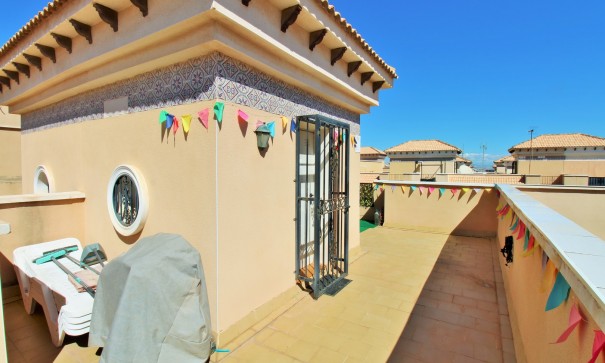 Herverkoop - Stadswoning -
Villamartín