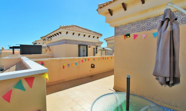 Herverkoop - Stadswoning -
Villamartín