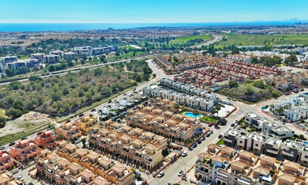 Herverkoop - Stadswoning -
Villamartín