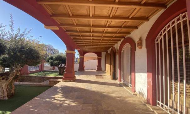 Videresalg - Fritliggende villa -
Santiago de la ribera - Santiago de la Ribera