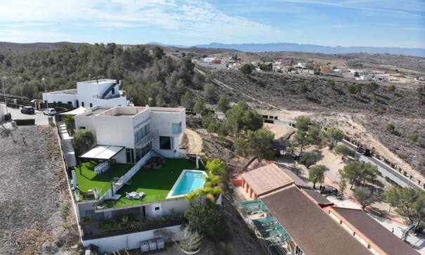 Sale - Detached Villa -
Murcia