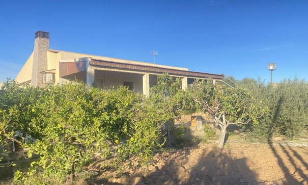 Sale - Detached Villa -
Gea y Truyols