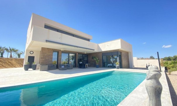 Sale - Detached Villa -
Hacienda del Alamo Golf Resort