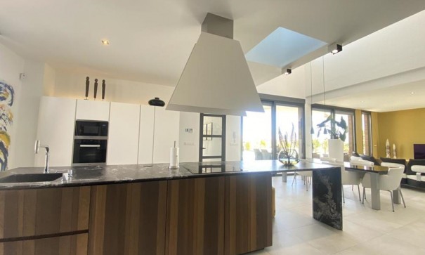 Sale - Detached Villa -
Hacienda del Alamo Golf Resort