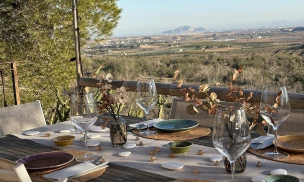 Videresalg - Fritliggende villa -
Gea y Truyols