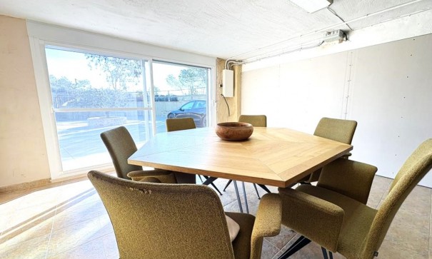 Videresalg - Fritliggende villa -
Gea y Truyols