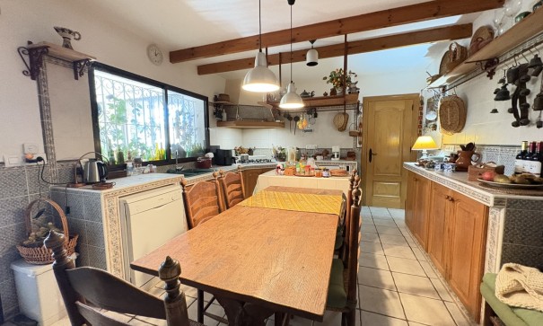 Videresalg - Fritliggende villa -
Cartagena