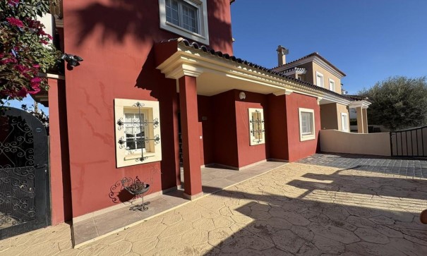 Återförsäljning - Fristående villa -
Altaona Golf and Country Village