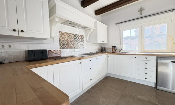 Återförsäljning - Fristående villa -
Altaona Golf and Country Village