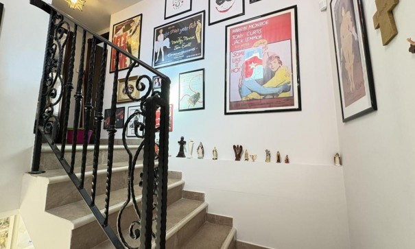 Återförsäljning - Fristående villa -
Altaona Golf and Country Village