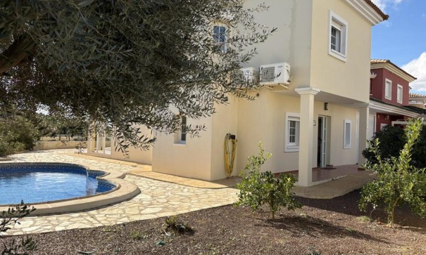 Revente - Villa Individuelle -
Altaona Golf and Country Village