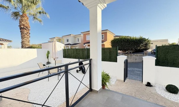 Herverkoop - Vrijstaande Villa -
Altaona Golf and Country Village