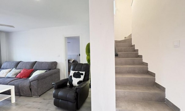 Herverkoop - Vrijstaande Villa -
Altaona Golf and Country Village