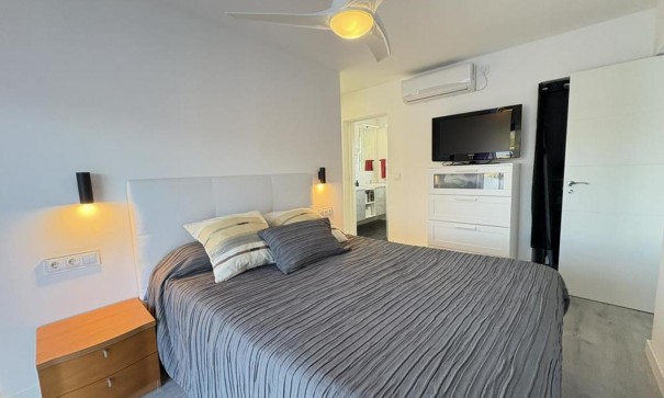 Herverkoop - Vrijstaande Villa -
Altaona Golf and Country Village