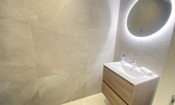 Videresalg - Fritliggende villa -
Altaona Golf and Country Village