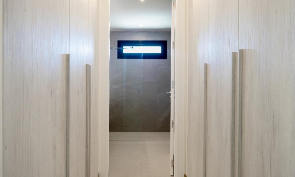 Videresalg - Fritliggende villa -
Altaona Golf and Country Village