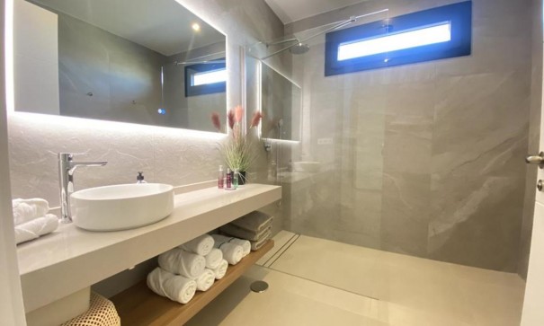 Videresalg - Fritliggende villa -
Altaona Golf and Country Village