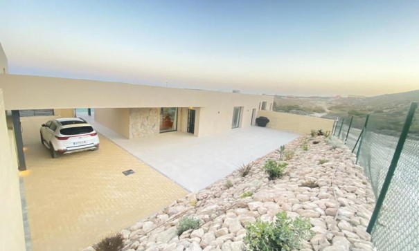 Sale - Detached Villa -
Altaona Golf and Country Village