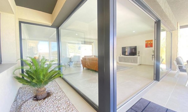 Sale - Detached Villa -
Altaona Golf and Country Village