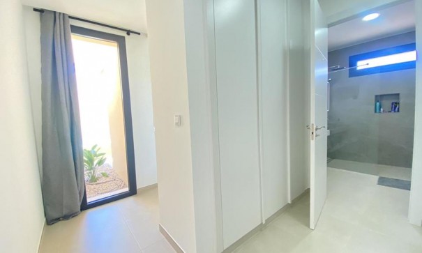 Sale - Detached Villa -
Altaona Golf and Country Village