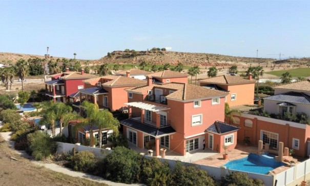 Resale - Freistehende Villa -
Altaona Golf and Country Village