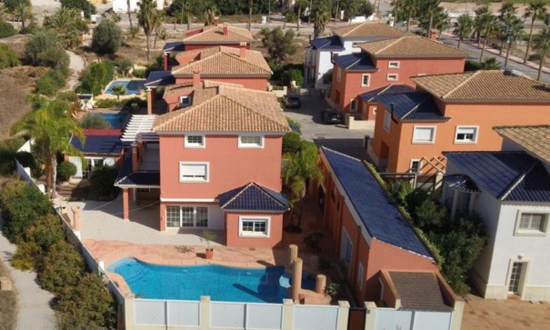 Resale - Freistehende Villa -
Altaona Golf and Country Village