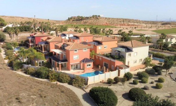 Resale - Freistehende Villa -
Altaona Golf and Country Village