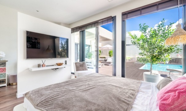 Videresalg - Fritliggende villa -
Altaona Golf and Country Village