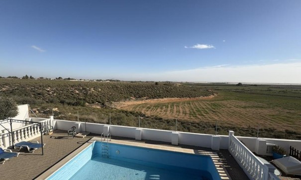 Videresalg - Lejlighed lejlighed -
Gea y Truyols