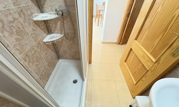 Videresalg - Lejlighed lejlighed -
Gea y Truyols