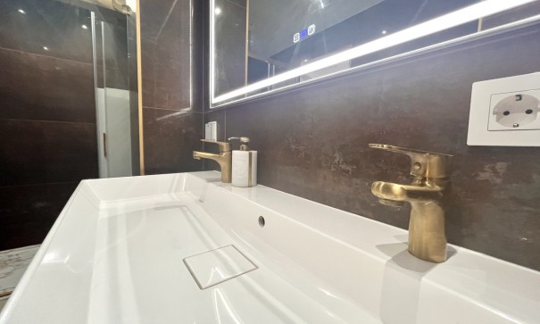 Återförsäljning - Lägenhet lägenhet -
Torrevieja