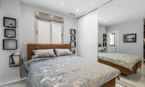 Sale - Detached Villa -
Orihuela Costa - Villamartin*