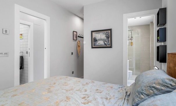 Sale - Detached Villa -
Orihuela Costa - Villamartin*