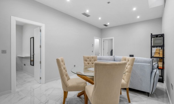 Sale - Detached Villa -
Orihuela Costa - Villamartin*