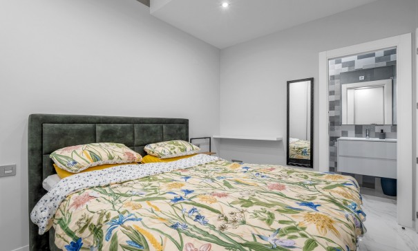 Sale - Detached Villa -
Orihuela Costa - Villamartin*