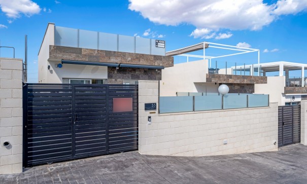 Sale - Detached Villa -
Orihuela Costa - Villamartin*