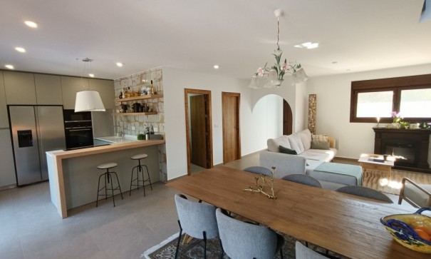 Återförsäljning - Fristående villa -
Pinar de Campoverde