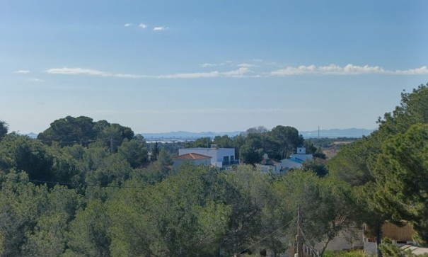 Återförsäljning - Fristående villa -
Pinar de Campoverde