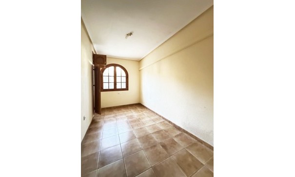 Sale - Town house -
Orihuela Costa - La Zenia