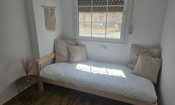 Sale - Town house -
La Mata