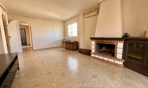 Sprzedaż - Willa wolnostojąca -
La Zenia